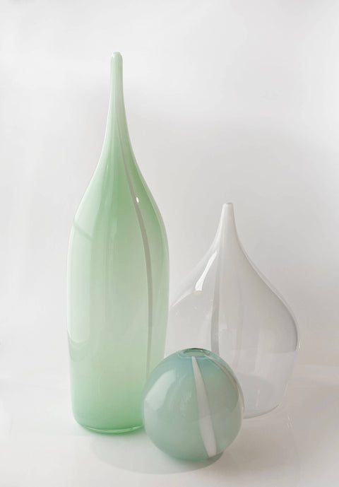 Wide Breathe Vase in White