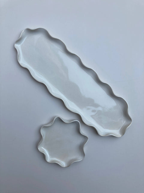 White Wavy Tray